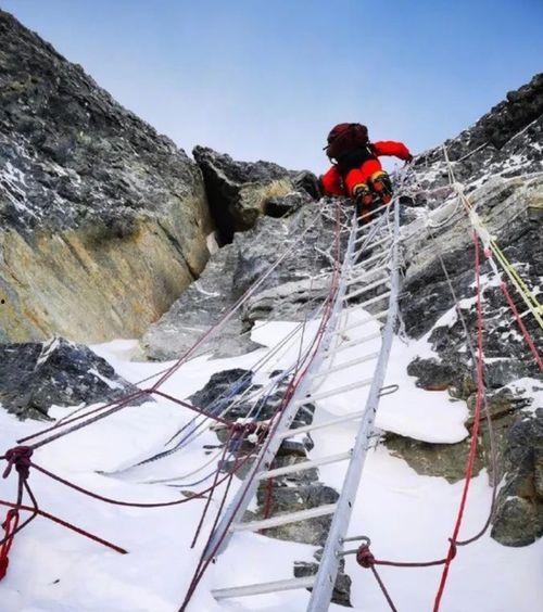 国产电视震撼登顶视频,震撼登顶全球市场