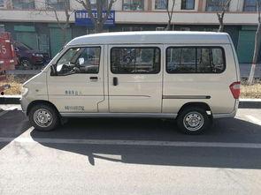 6米长国产面包车视频,空间宽敞，用途广泛，了解一下  第3张