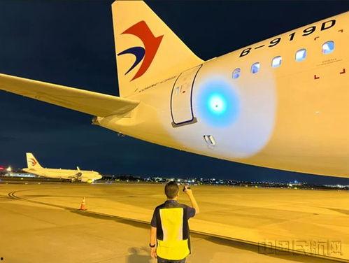 国产飞机运营视频,翱翔蓝天，见证中国航空新里程  第2张